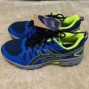 New in box! Big Boys ASICS Gel-Venture 7 GS size 6